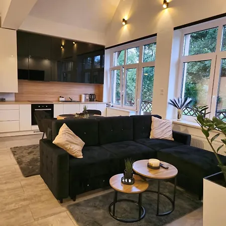 Wyjatkowy W Miliczu Apartament *